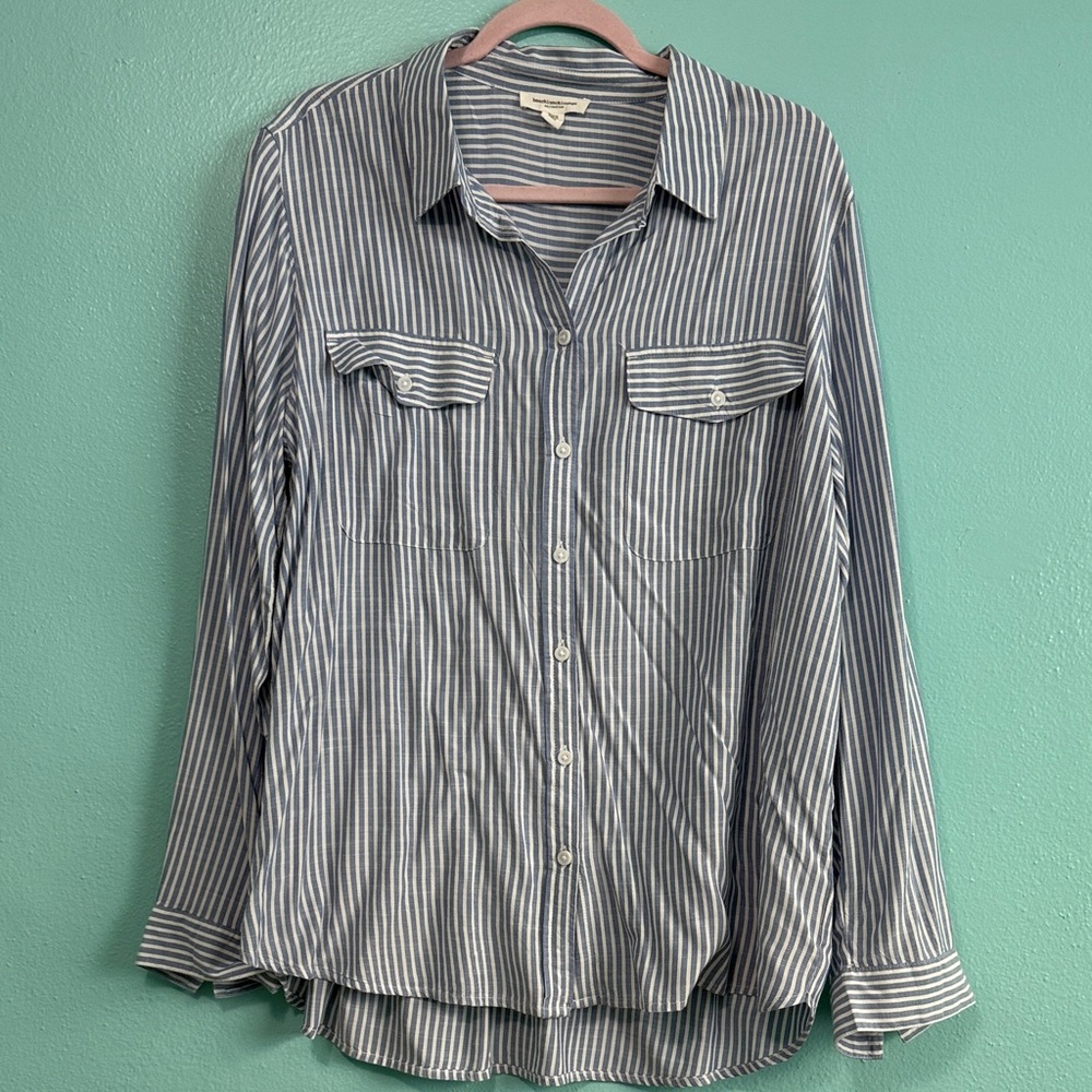 beachlunchlounge Navy and White Striped Women’s Shirt